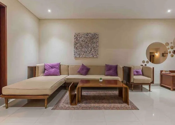 Villa Location! Berawa 3bdr Spacious Pool Villa!